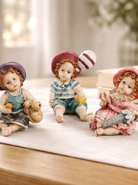 Set of 3 Ceramic PIANO  BABIES